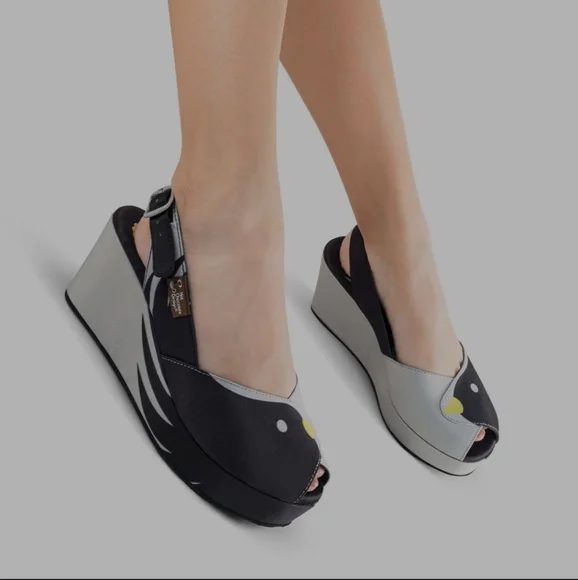 Hot Chocolate Design Black Birds Sandal - Picture 1 of 16